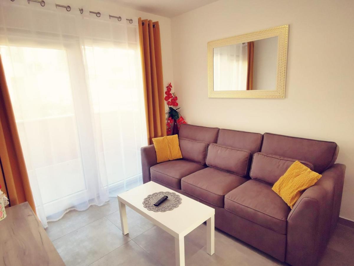 Apartmani Marco,Lukas,Patrick,David,Blizu Centra I Mora Sa Free Privatnim Parkingom Pula Dış mekan fotoğraf