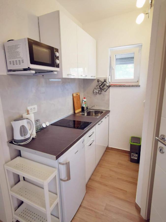 Apartmani Marco,Lukas,Patrick,David,Blizu Centra I Mora Sa Free Privatnim Parkingom Pula Dış mekan fotoğraf