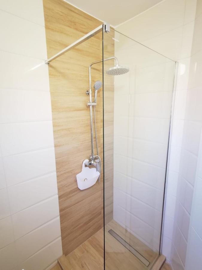 Apartmani Marco,Lukas,Patrick,David,Blizu Centra I Mora Sa Free Privatnim Parkingom Pula Dış mekan fotoğraf