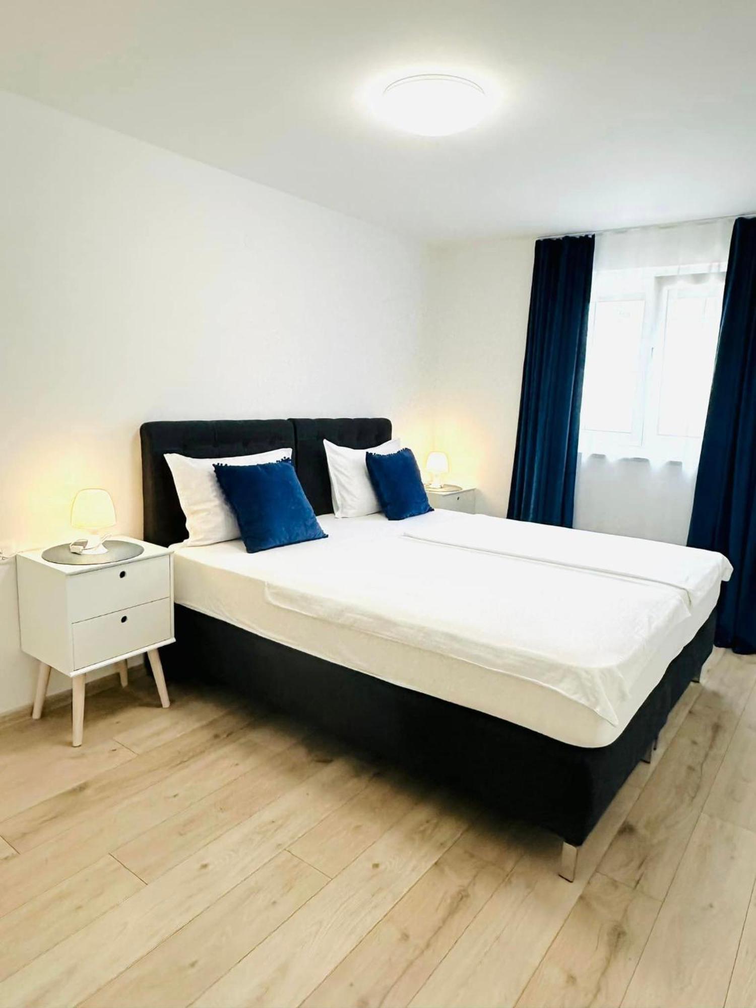 Apartmani Marco,Lukas,Patrick,David,Blizu Centra I Mora Sa Free Privatnim Parkingom Pula Dış mekan fotoğraf